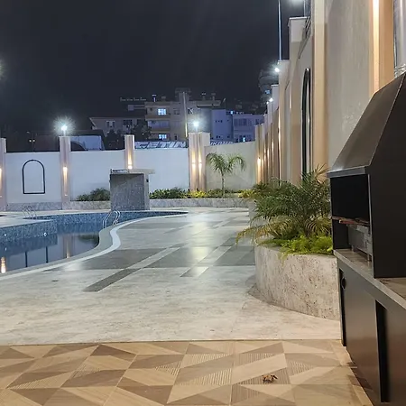 Toros Bulvar Cozy Fancy Sea View Next To The Mall And Near To The Beach, In The Mid Of Alanya Mahmutlar! 아파트 *