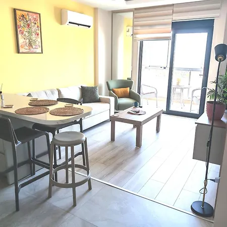 Toros Bulvar Cozy Fancy Sea View Next To The Mall And Near To The Beach, In The Mid Of Alanya Mahmutlar! Apartamento Mahmutlar